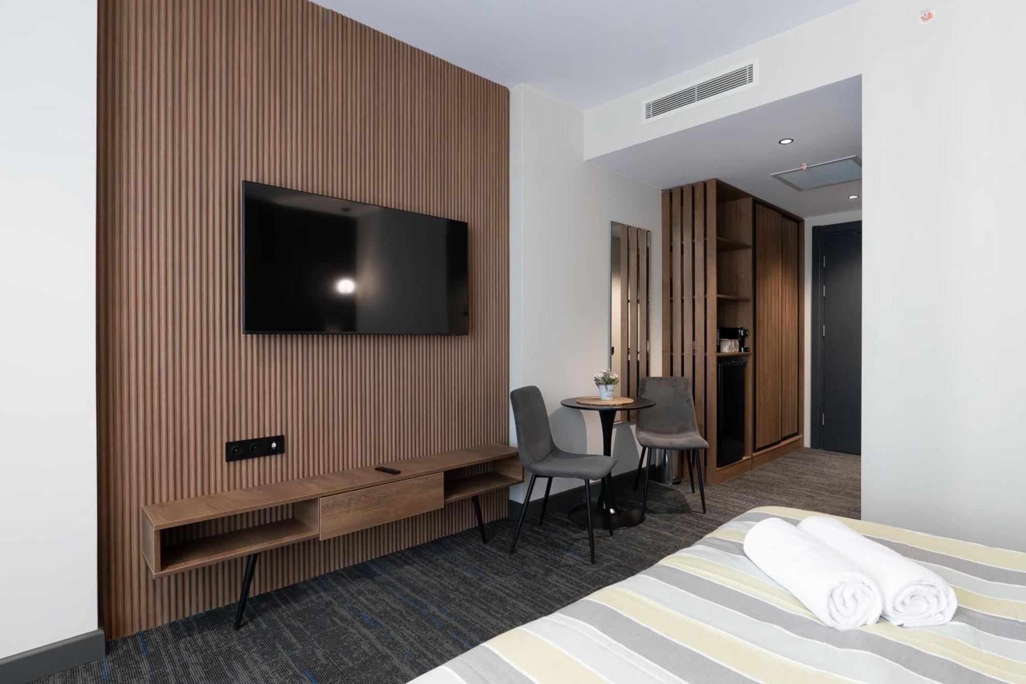 Nova Luxe Hotel & Residences Batoemi Buitenkant foto