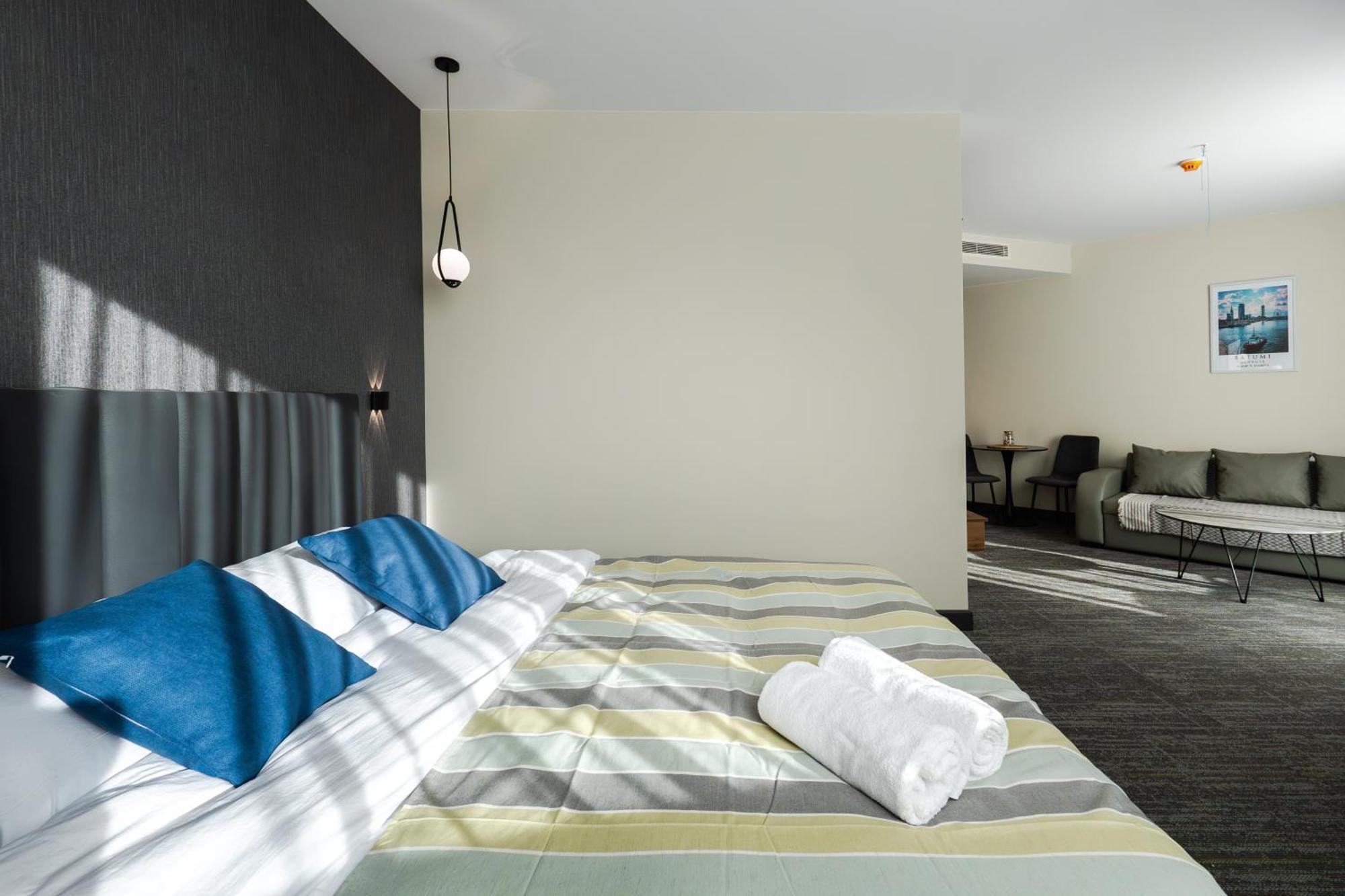 Nova Luxe Hotel & Residences Batoemi Buitenkant foto