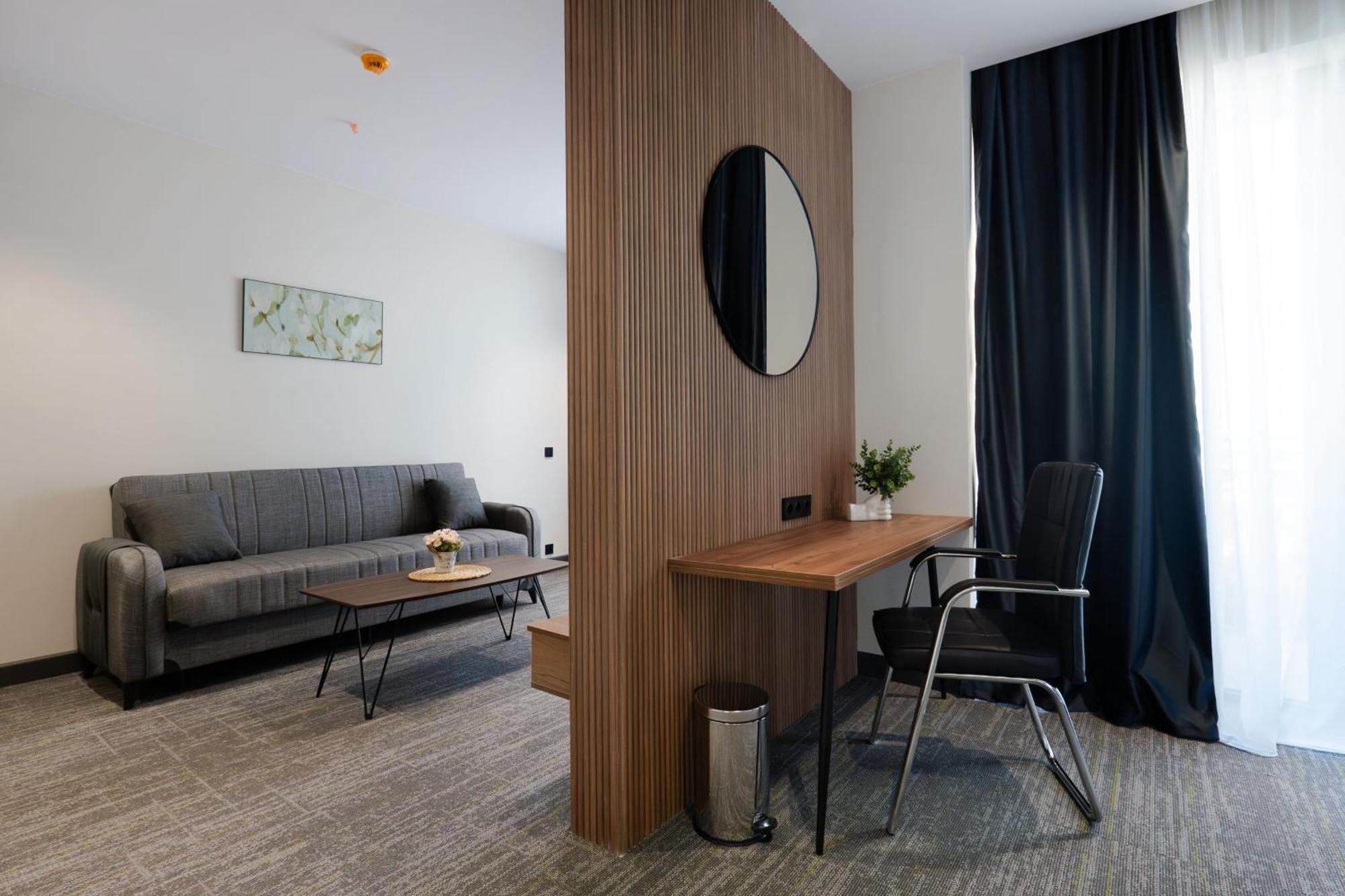 Nova Luxe Hotel & Residences Batoemi Buitenkant foto